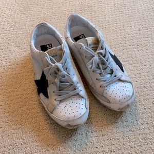 Golden Goose Superstar size 36